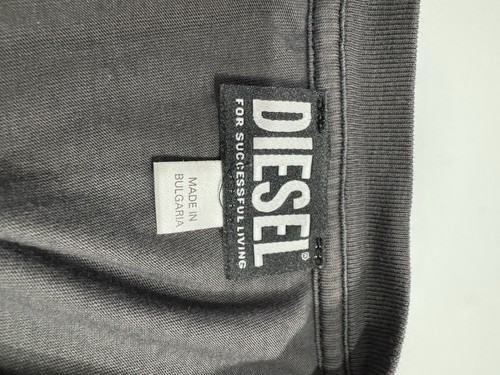 *Rare* discontinued Limited edition Diesel shirt L - Picture 7 of 8