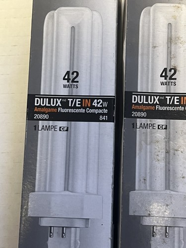 Sylvania Compact Fluorescent Lamp 4-Pin Deluxe T 42W, 4100K 20890 - Picture 2 of 3
