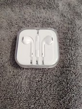 Original Authentic Genuine APPLE iPhone EarPods Earphones Earbuds 3.5mm Jack