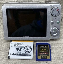 *UNTESTED* Fujifilm FinePix J Series J110w 10.0MP Digital Camera Battery Silver