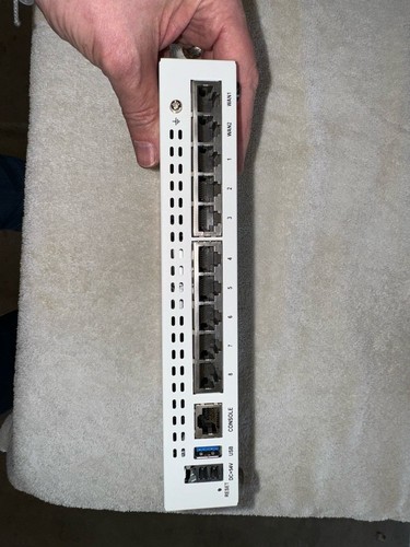 Fortinet Fortigate FG-60E Zapora bezpieczeństwa sieci bez zasilacza sieciowego - Zdjęcie 3 z 6