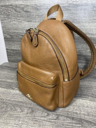 Mochila Coach F38263 Mini Charlie en marrón - Imagen 2 de 13