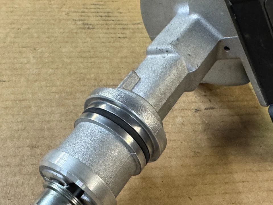 Распределитель зажигания 87-93 Ford Mustang EFI 302 V8 TFI крышка ротора вторичный рынок GT - Изображение 3 из 4