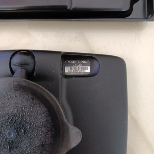 Tom Tom VIA 1505 M Portable GPS 5" Screen Lifetime Traffic & Map Updates? - Picture 5 of 11