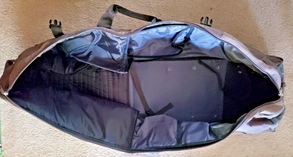 Bolsa de viaje con ruedas de golf OGIO Foto 3 de 4