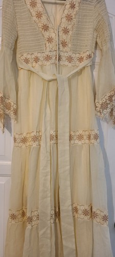 70s Boho Lace Maxi Vintage Formal /wedding Gown Hippie Lace Beautiful Size 6 - Picture 7 of 16