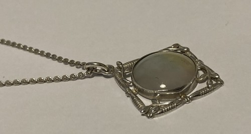 Unusual Vtg (c1970’s) Sterling Silver & White/Grey Agate Pendant 16” Necklace. - Picture 8 of 12