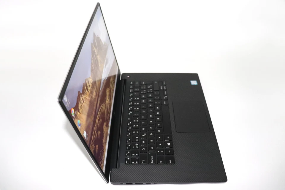 Dell XPS 15 9550 - Imagen 2 de 4