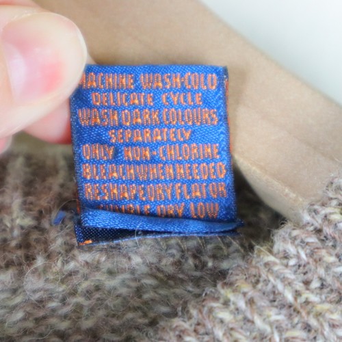 Pendleton Henley Sweater 100% Pure Virgin Wool Shetland Large 23x25.5 - Picture 5 of 15