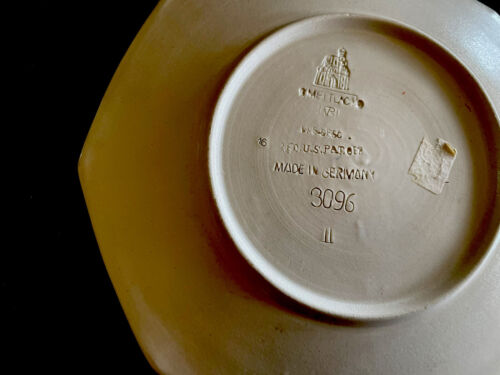 Mettlach Villeroy and Boch Holundermuster Keramikplatte 7" 3096 lesen - Bild 3 von 4