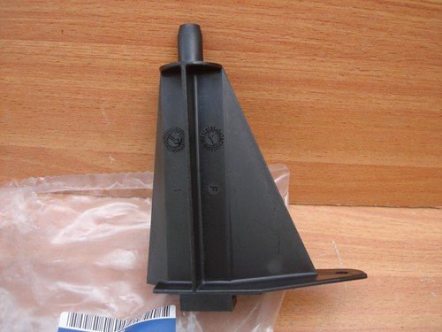 Bracket Radiator Mounting for Opel Vectra A Vauxhall Cavalier 90442476 OEM - Picture 2 of 2