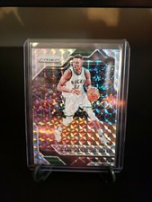 Giannis Antetokounmpo 2016-17 Prizm Mosaic Prizm Base #33. Bucks