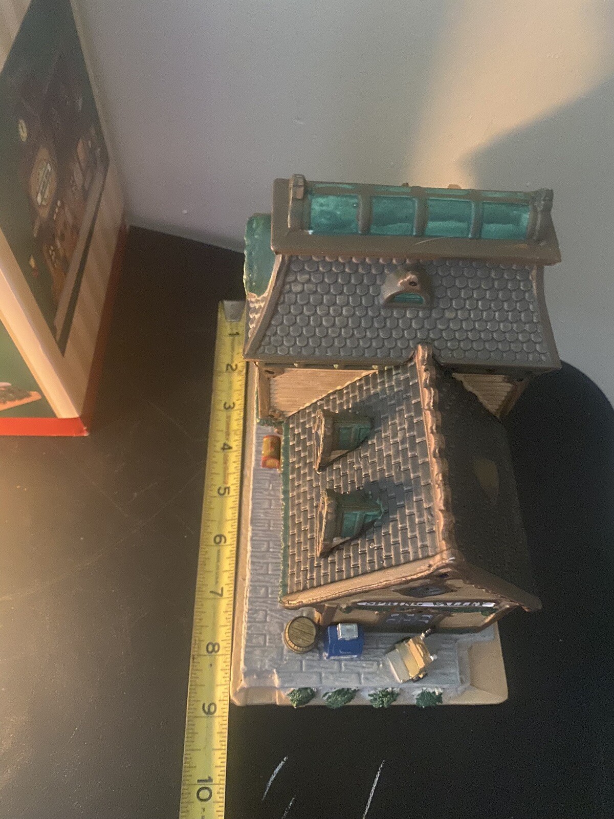 Picture 3 of 8