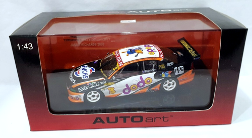 AUTOart VZ Holden Commodore Tasman Motorsport 2005 #3 Jason Richards V8 Supercar - Picture 3 of 9
