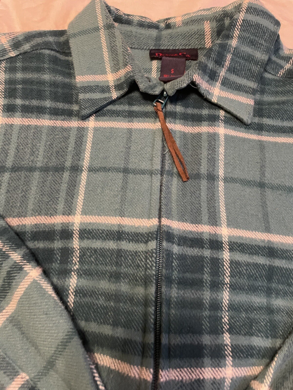 Picture 3 of 4