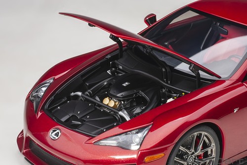 IN STOCK AUTOart LEXUS LFA 1/18 MODEL CAR PEARL RED 78853 - Picture 9 of 12