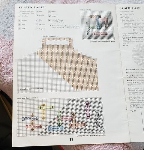 Leisure Arts PLASTIC CANVAS Projects to make for Children BOOK NEW 11 projects - Picture 4 of 4