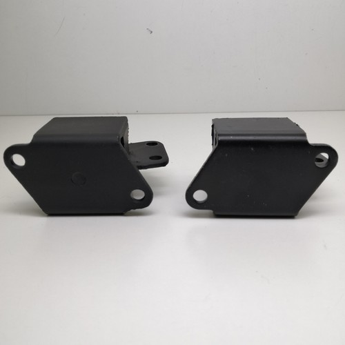 PAAR DÜBEL GETRIEBEHALTER RECHTS LINKS ALFA ROMEO ALFETTA - SPIDER FÜR 60723913 - Bild 6 von 7