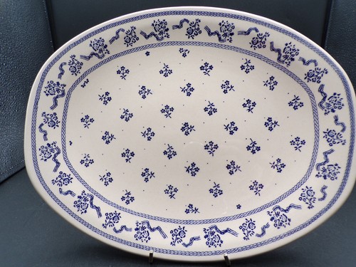 Plato de servir vintage Johnson Brothers Laura Ashley Petit Fleur azul 12 x 10 D25 - Imagen 7 de 8