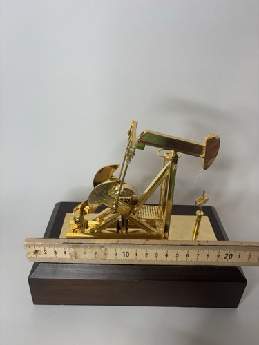Vintage Gold Plated Solid Brass Oil Derrick Houston Oil Rig Desktop With Box - Picture 24 of 24