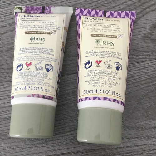 Flower Blooms Weekend Away Bag Lavender Garden Shower Gel Body Lotion Wash Bag - Picture 5 of 10