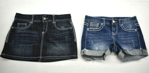 2 Maurices Juniors Girls Straight Leg A-Line Cuffed Denim Mini Skirt Shorts 3/4 - Picture 1 of 5