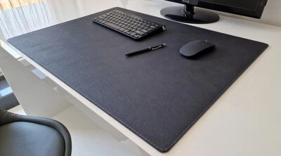 PM Schreibtischunterlage Just Kunst Leder in 3 Grössen und in 7 Farben