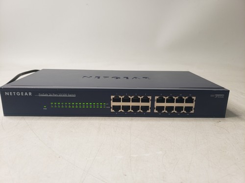 NetGear ProSafe JFS516 16 Port 10/100 Fast Ethernet Unmanaged Switch - Picture 2 of 9
