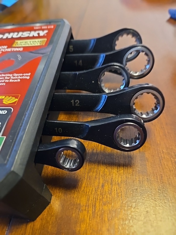 Husky Ratcheting Wrench Set 100Position Metric System Hand Tool (6