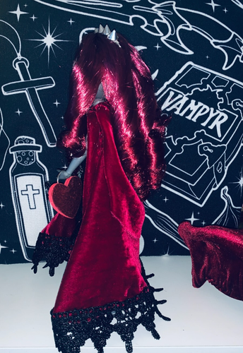 Abito Rainbow High personalizzato Luna vampiro tinto capelli velluto mantello pizzo borsa cuore - Foto 4 di 8