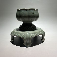 A set of rare Korean porcelain cyan glaze flower design cup