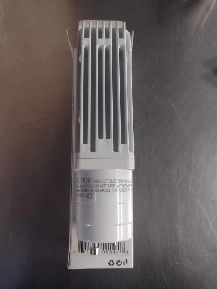 LEDi2 I2-V-PLC-7WGU242700K 7 Watt 60Hz 2700 Kelvin PLC LED Lamp with GU24 Base - Image 2 of 4