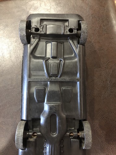 Vintage Duncan 1970's 8 inch Batmobile - Picture 11 of 14