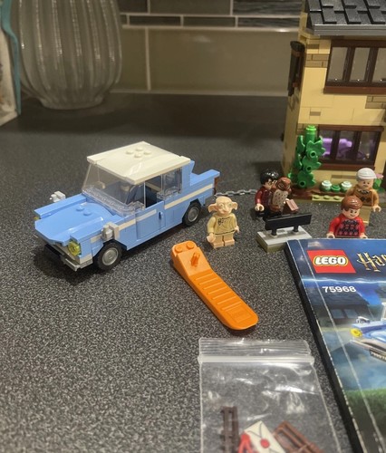 Lego Harry Potter 75968 4 Privet Drive Set is Complete with Instructions no Box - Picture 3 of 7
