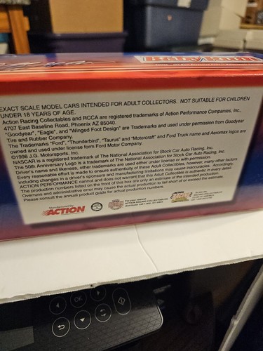 Jeff Gordon #1 Baby Ruth 1992 Ford Tbird 1:24 azione pressofusa 1/5000 scatola originale - Foto 4 di 13
