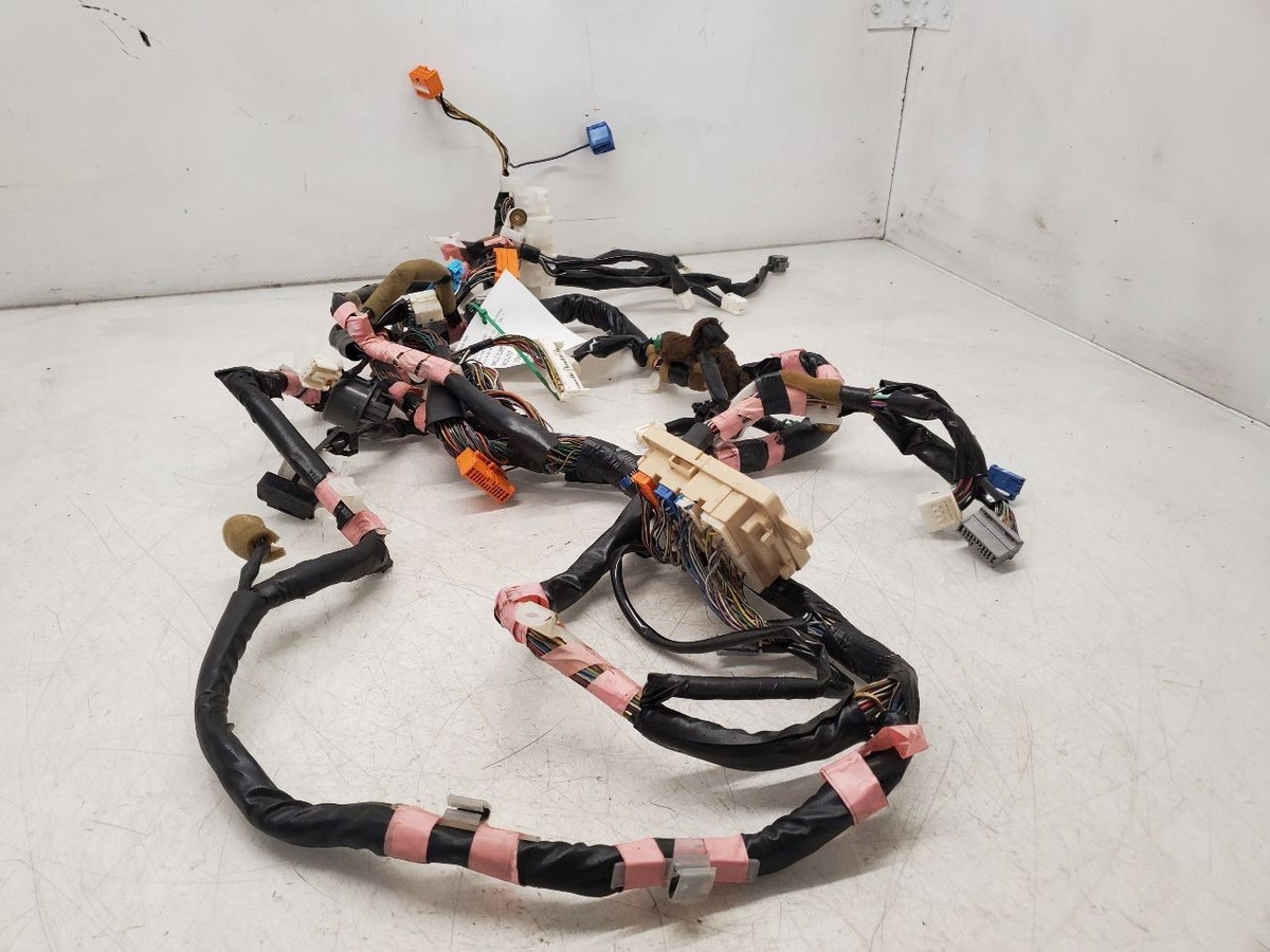 ゆき　756539 10-16 Cadillac SRX Left LH Driver Inner Door Trim Panel Black