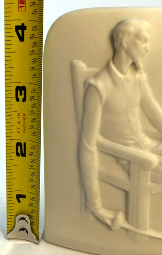 Lladro Collectors Society Targa Biscotto Bianco Don Chisciotte Rilievo 3D 1985 - Foto 9 di 9