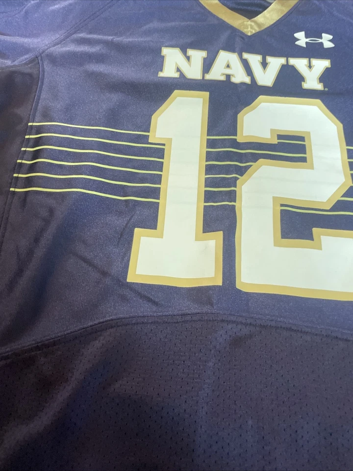 Camiseta UA NAVY 12 NCAA On Field Under Armour Fútbol Dorado Azul Juvenil Grande Foto 3 de 4