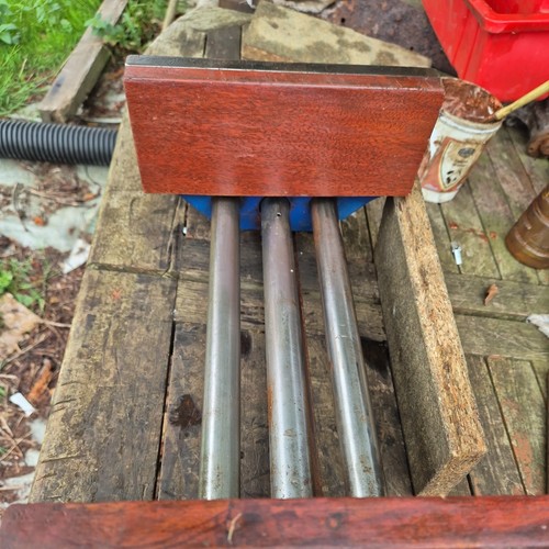 Record 52 1/2 Quick Release Vice 9" Jaws SHEFFEILD Stripped, Greased new pads - Picture 3 of 12