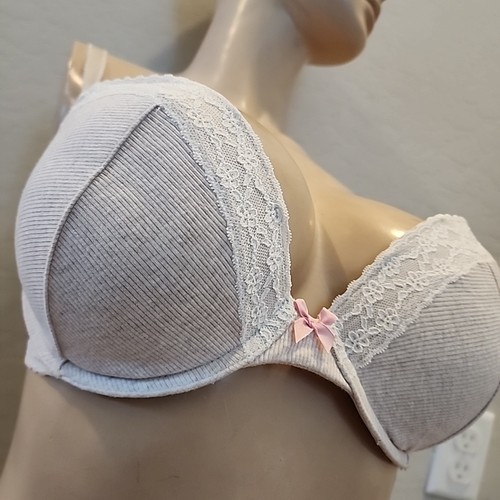 Sujetador Victorias Secret 36D beige con aros acolchado - Imagen 2 de 5