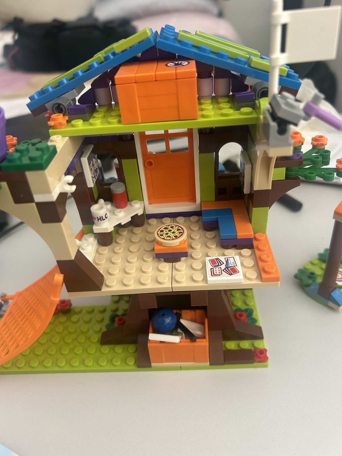 Picture 5 of 6