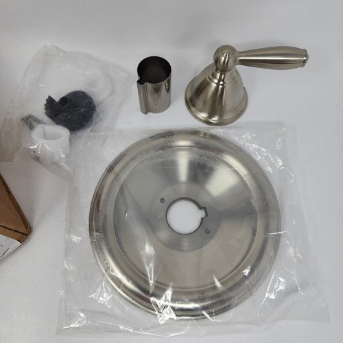 Moen T2151BN Brantford moldura de ducha de una sola manija níquel cepillado - Imagen 2 de 5