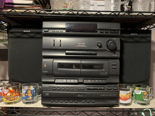 VTG Sony HCD-D250 Compact Hi-Fi Stereo System AM/FM CD/CASSETTE No Remote TESTED
