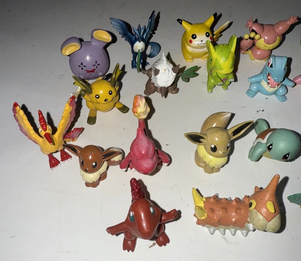Lote De 24 Figuras TOMY Pokémon DE COLECCIÓN Juguetes Nintendo Colección RARA PVC Foto 4 de 4