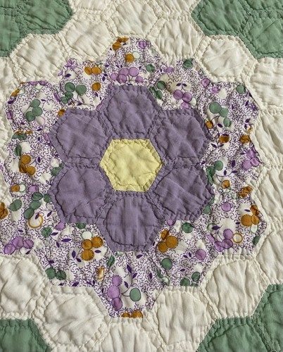 Antique Handmade Hand Quilted Grandmother’s Flower Garden Quilt 1930s 74”x64” - Picture 16 of 24