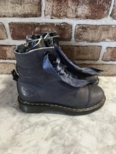 Rare Women’s Dr. Martens Aimilita. Size 5