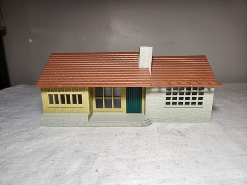 Vintage O Scale Ranch House #2 Built  - Picture 1 of 7