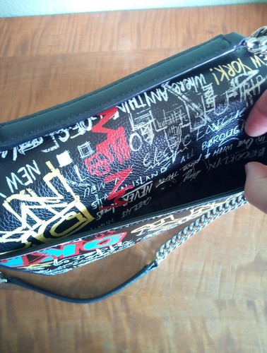 DKNY ⭐ tasche schwarz graffiti handtasche crossbody punk gothik kette charms 👜 - Bild 8 von 12