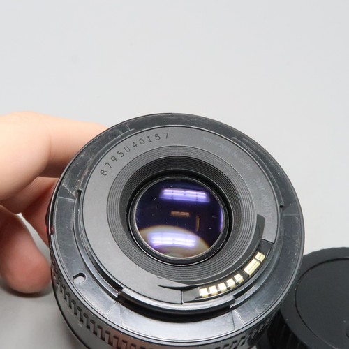 Canon 50mm F/1.8 II EF Mount Lens --- plus Filter - Picture 6 of 6