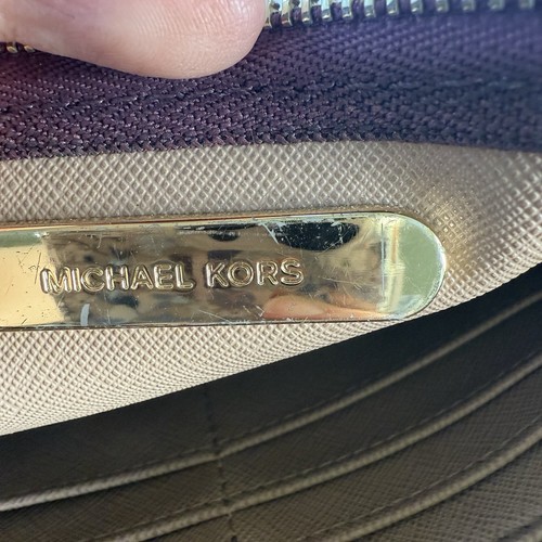 Michael Kors Large Zip Leather Clutch/Wristlet - Mulberry - Picture 6 of 12